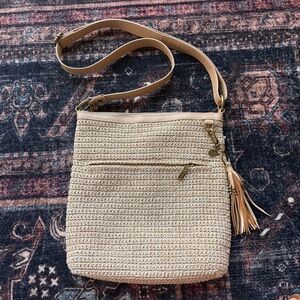 NWOT The Sak Lucia Tan Bamboo Static Crossbody Zip Bag Hand crochet purse